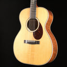 Huss and Dalton TOM-M Custom acoustic guitar natural Spruce top with Sapele sides and tortoise pickguard