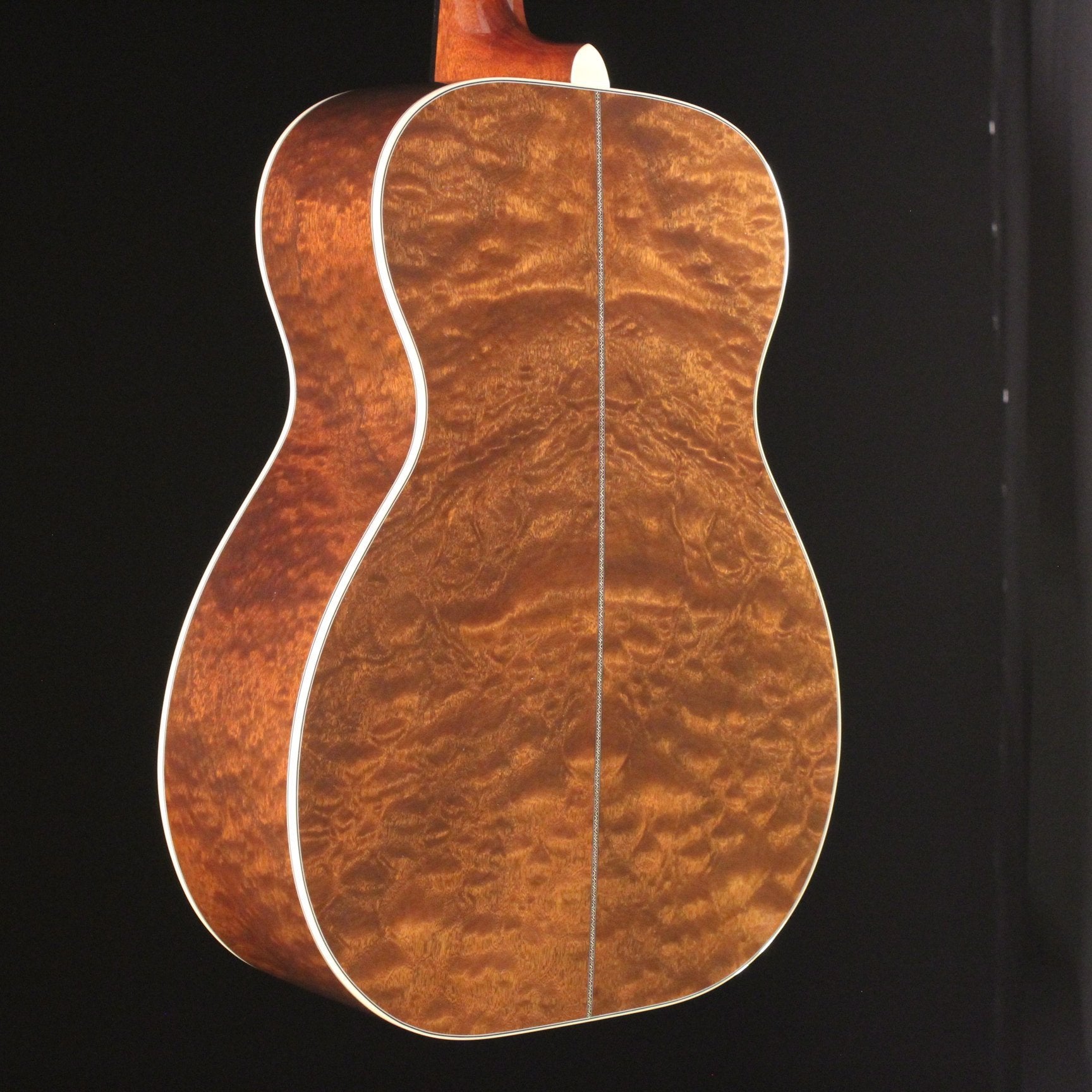 Huss and Dalton TOM-M Custom acoustic guitar Sapele back with quilted figure and white binding