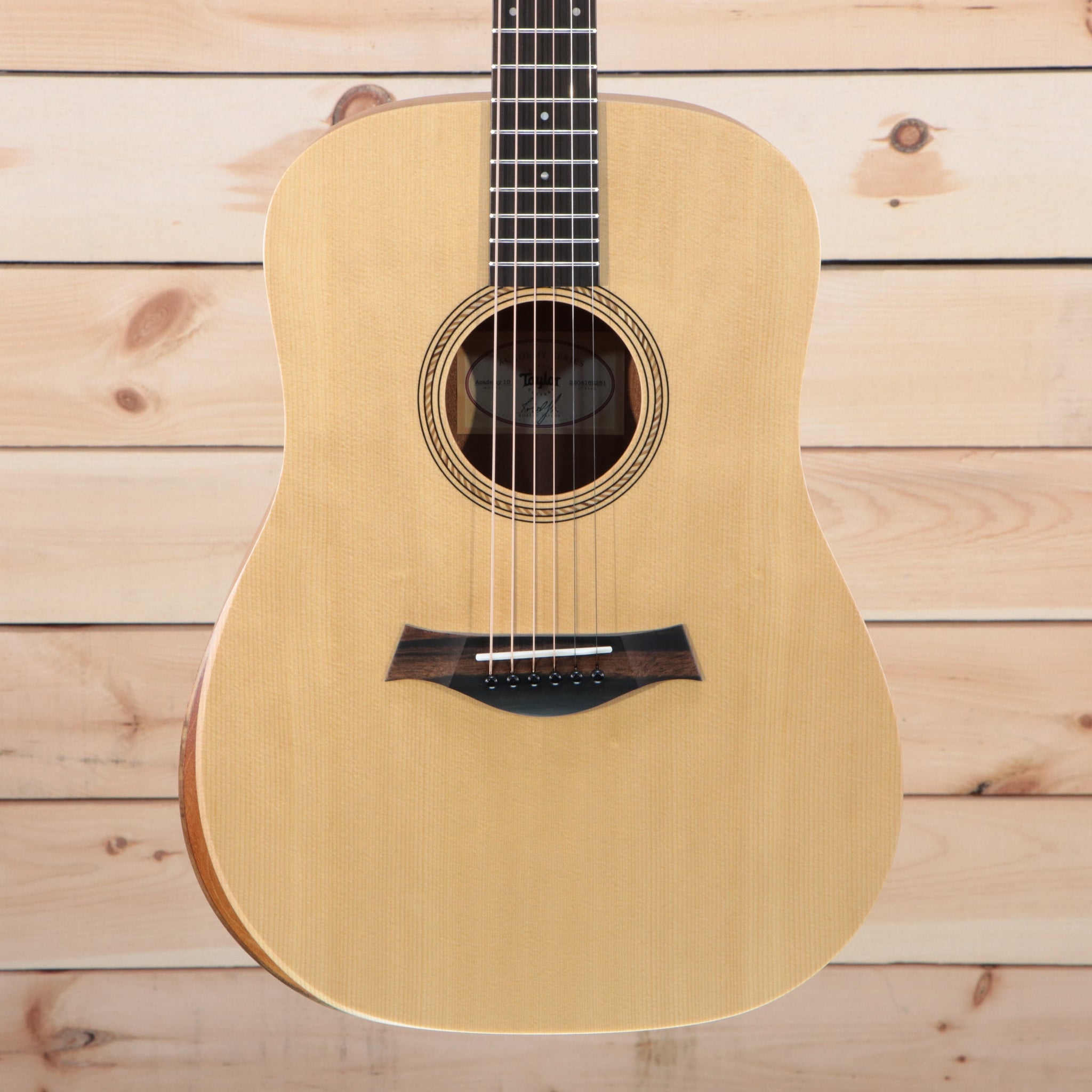 Taylor Academy 10 - Natural – Righteous Guitars