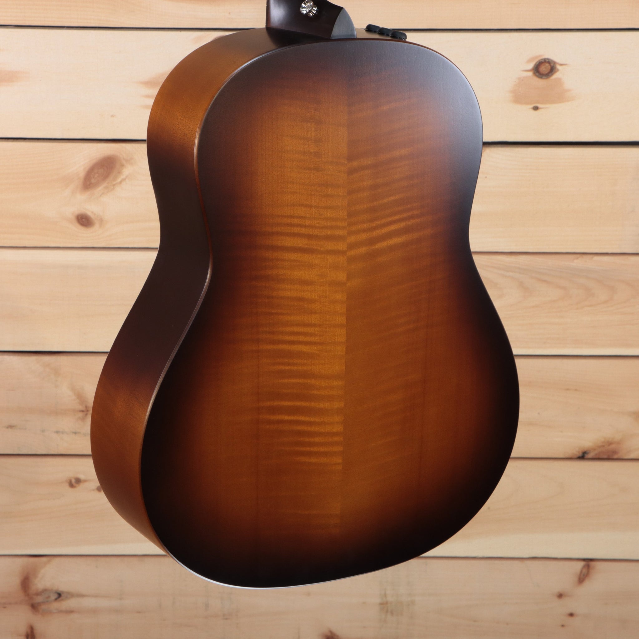 Taylor 2022 AD27e Flametop - (T-638) Serial: 1207282089
