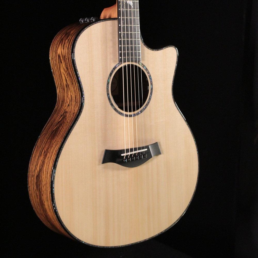 Taylor 2018 Custom GS acoustic-electric guitar Bocote Adirondack Spruce with abalone rosette and cutaway