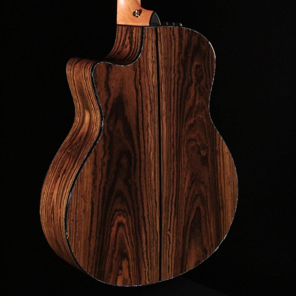Taylor 2018 Custom GS acoustic guitar Bocote back and sides with striking dark grain figuring and cutaway