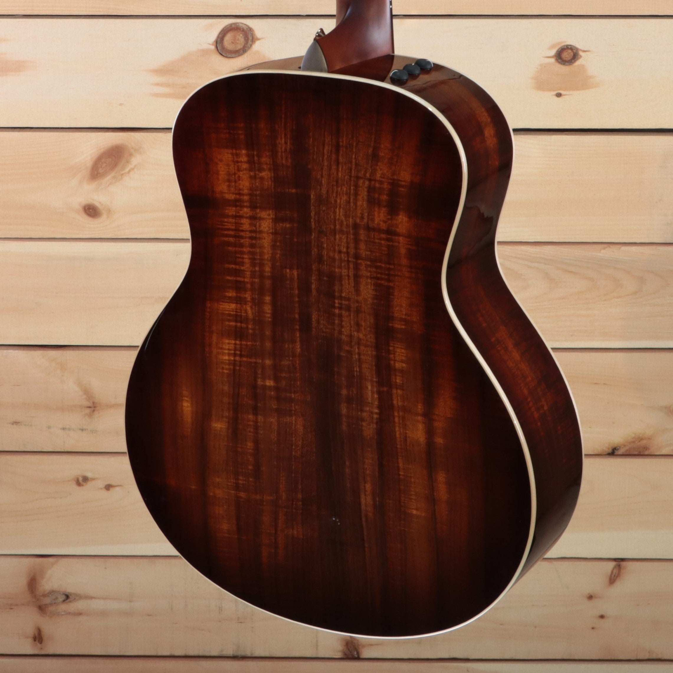 Taylor K26ce Grand Symphony acoustic-electric guitar Shaded Edgeburst flamed koa back with cream binding