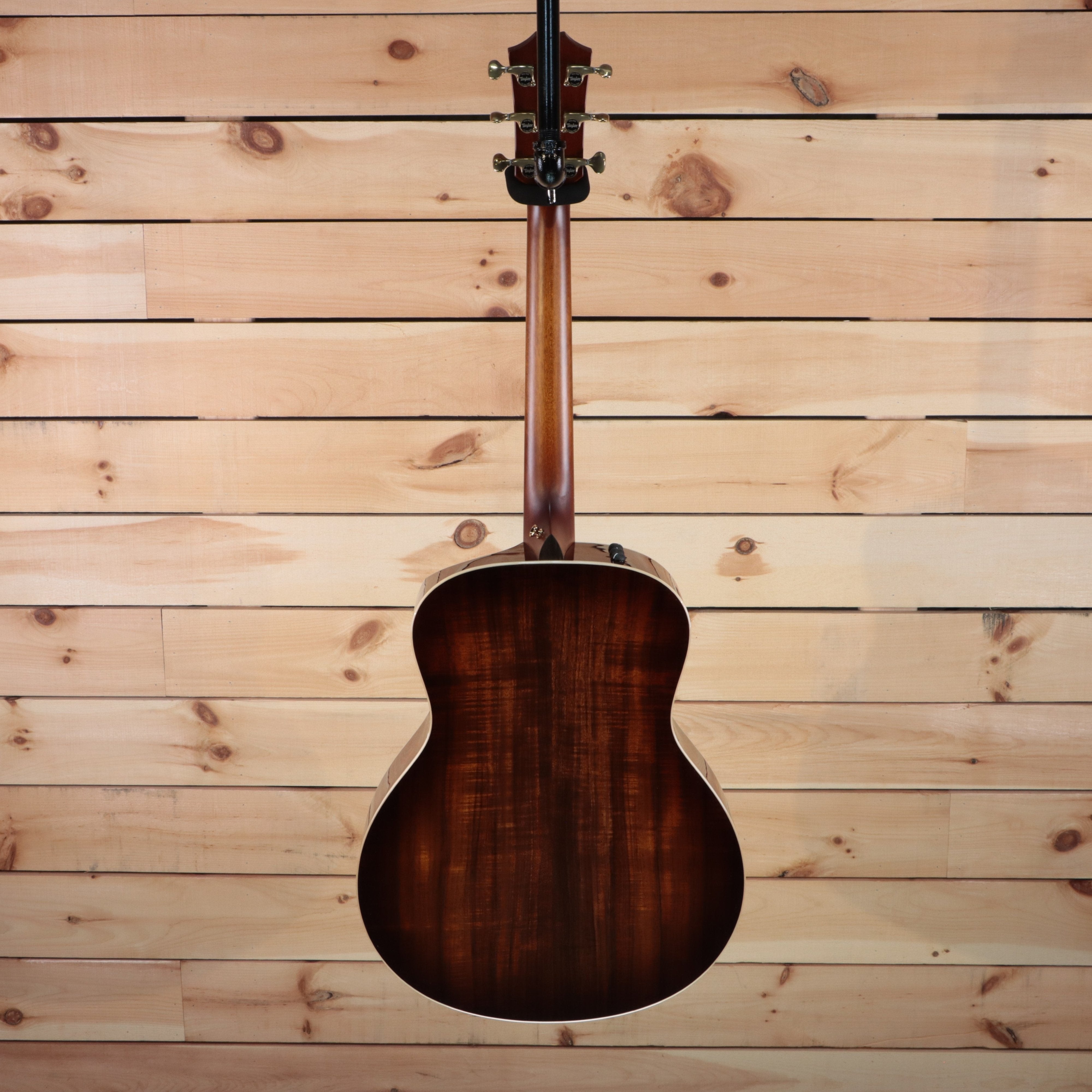 Taylor K26ce acoustic-electric Grand Symphony koa back with sunburst finish and cream body binding